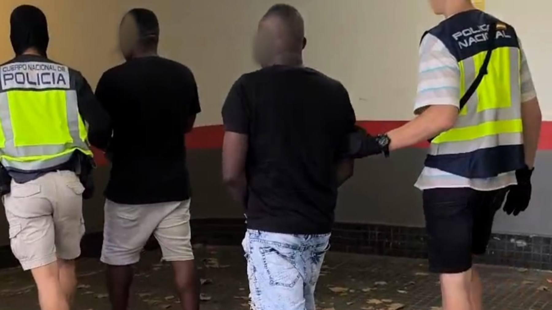 La Policía Nacional detiene a dos nigerianos en Son Gotleu por tráfico de drogas