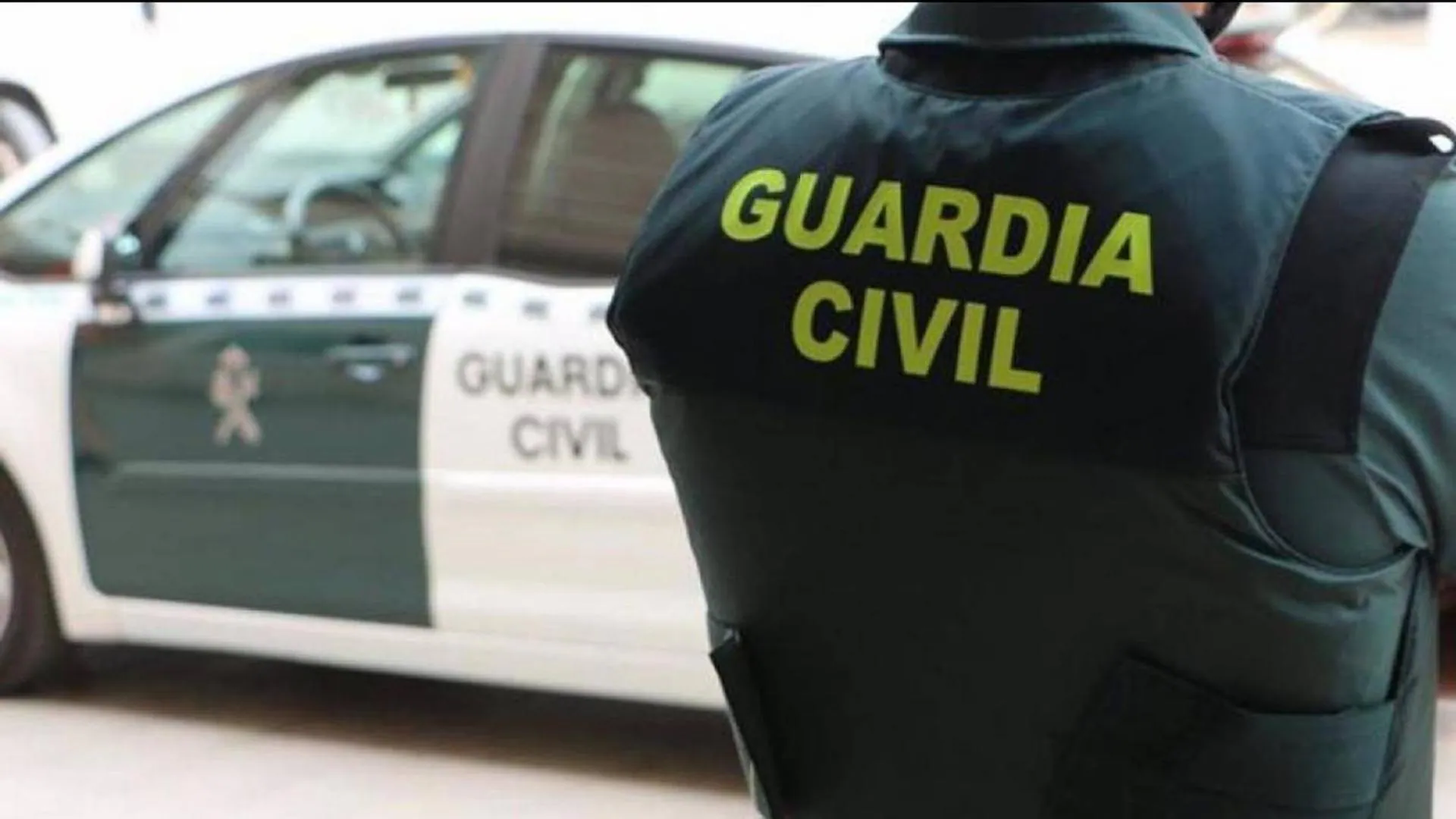 Detienen a dos hombres por dañar y robar en un restaurante de Tuineje