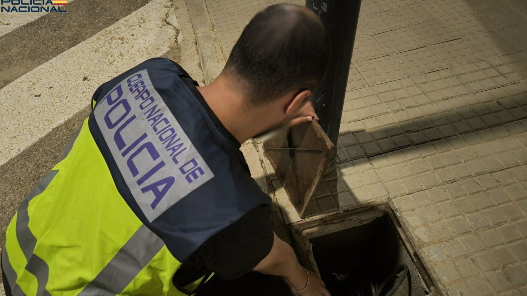 Detenida una pareja por robar cable de cobre del alumbrado público en Palma