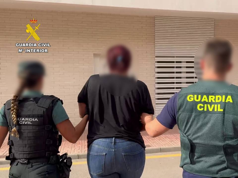 Detenidas dos personas por estafar a una octogenaria de un centro de mayores de Torrevieja más de 80.000 euros