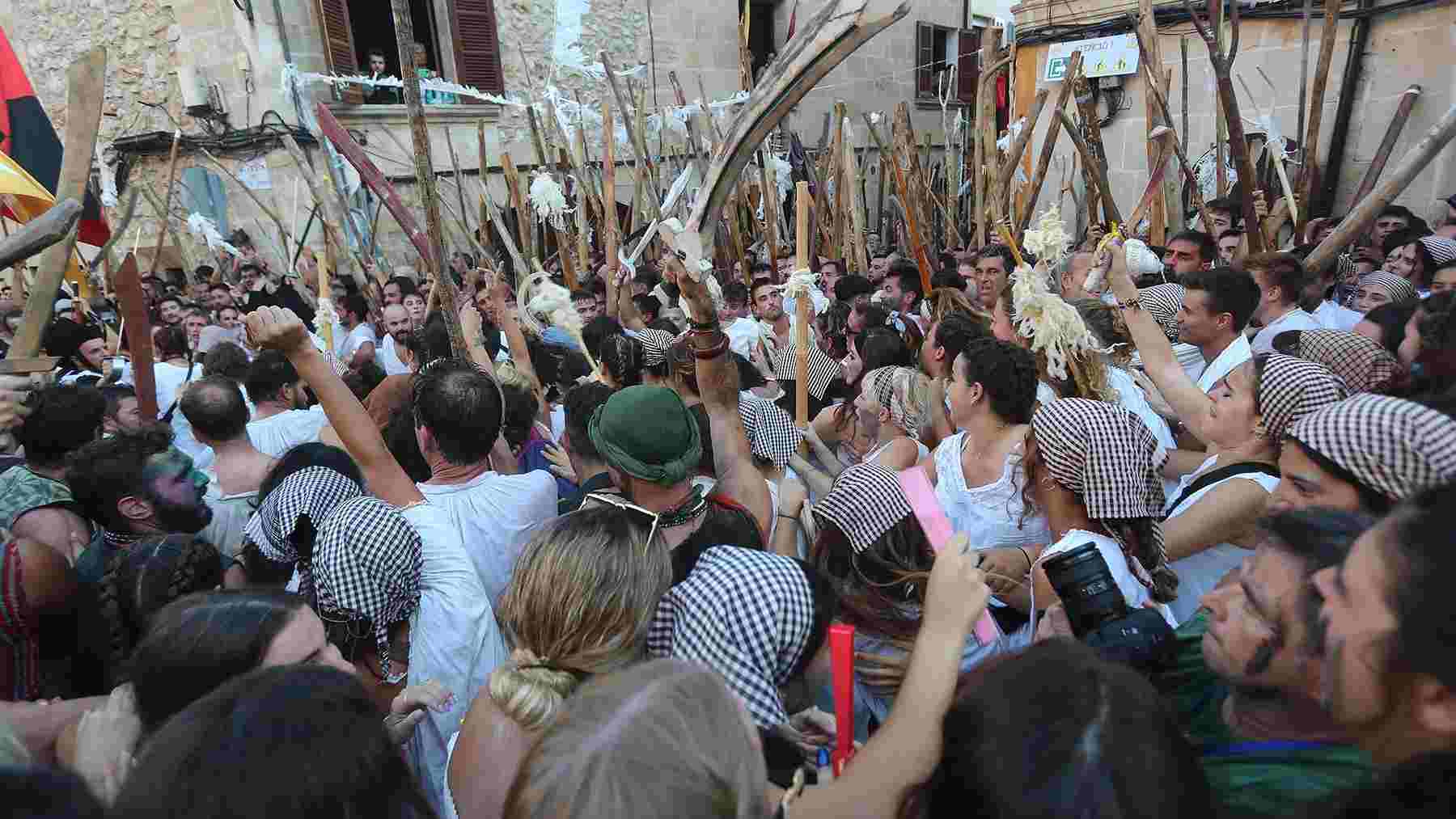 El Ayuntamiento de Pollença condena una agresión sexual durante las Fiestas de la Patrona
