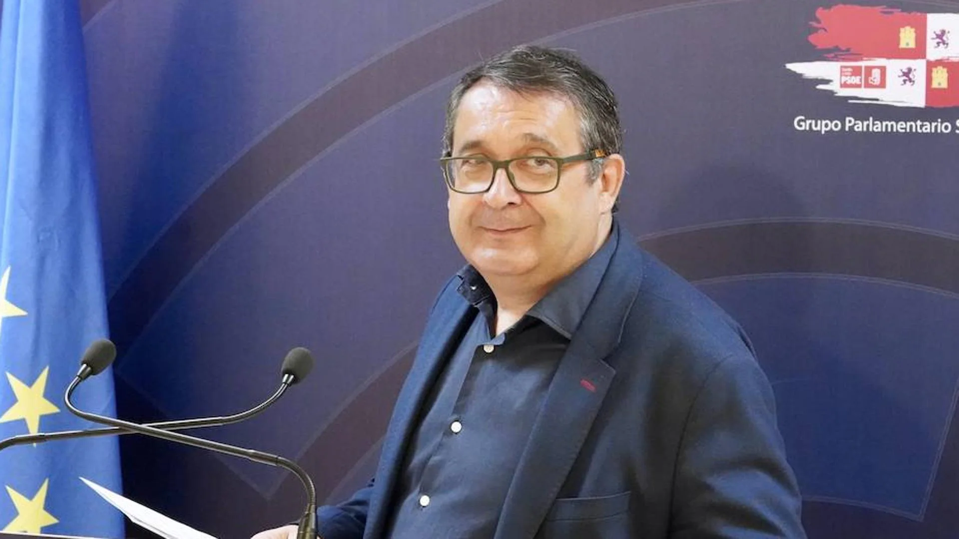 La entidad en la que trabaja el procurador investigado por agresión sexual le mantiene en el puesto
