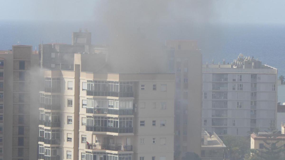 Incendio en Santa Cruz de Tenerife