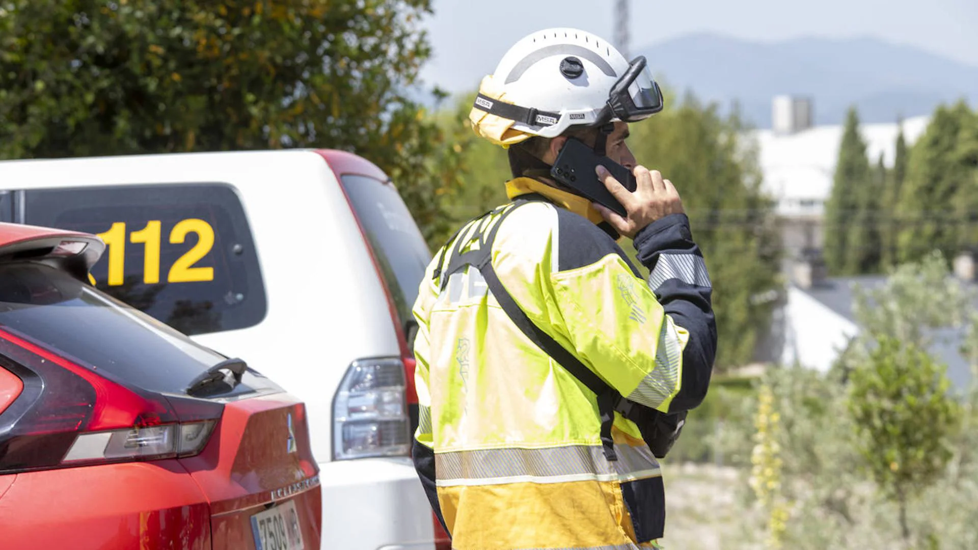 Intenso incendio en Aspe moviliza a los bomberos: no se registran accidentes