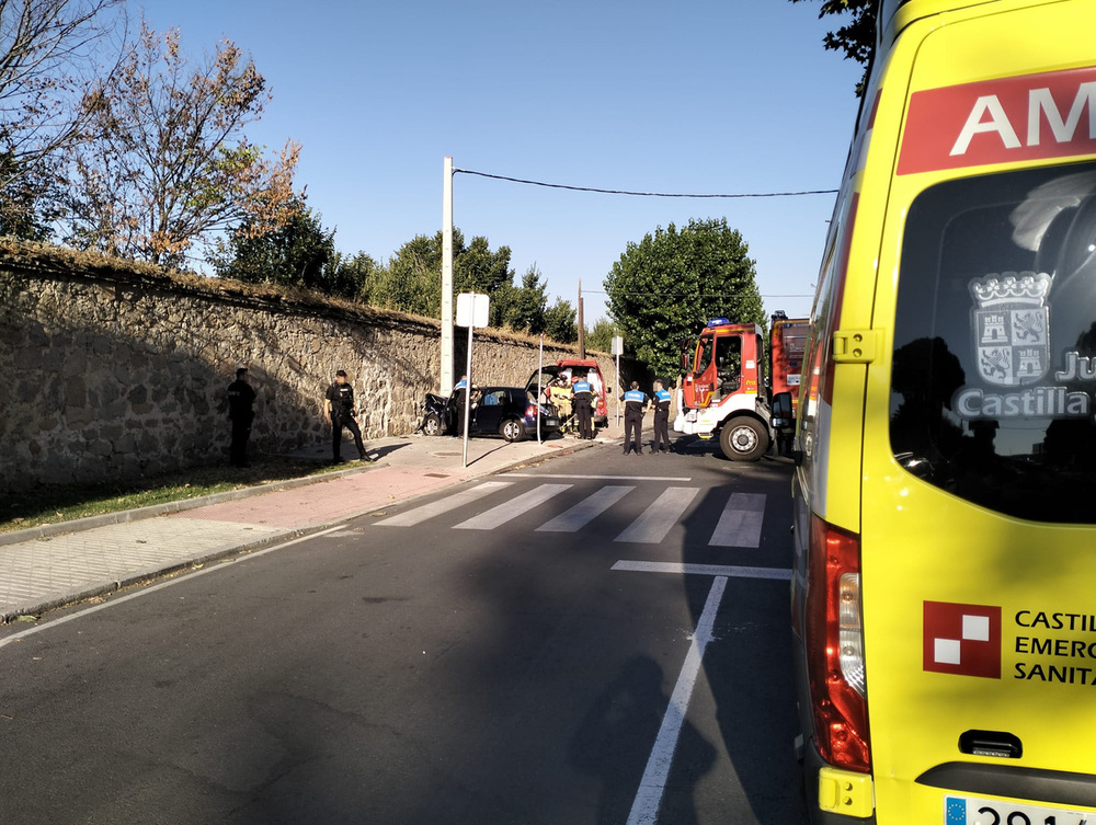 Mujer resulta herida tras accidente en el Real Monasterio de San Tomás en Ávila