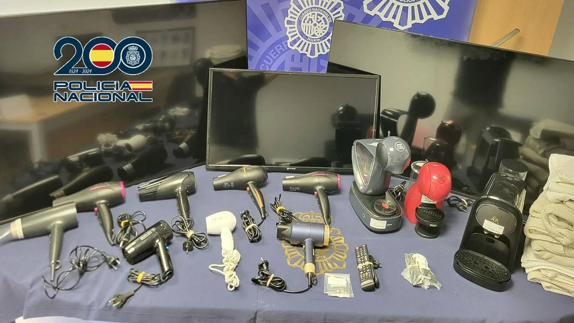 Pareja detenida en Málaga por robar en casas de alquiler vacacional mediante códigos de acceso