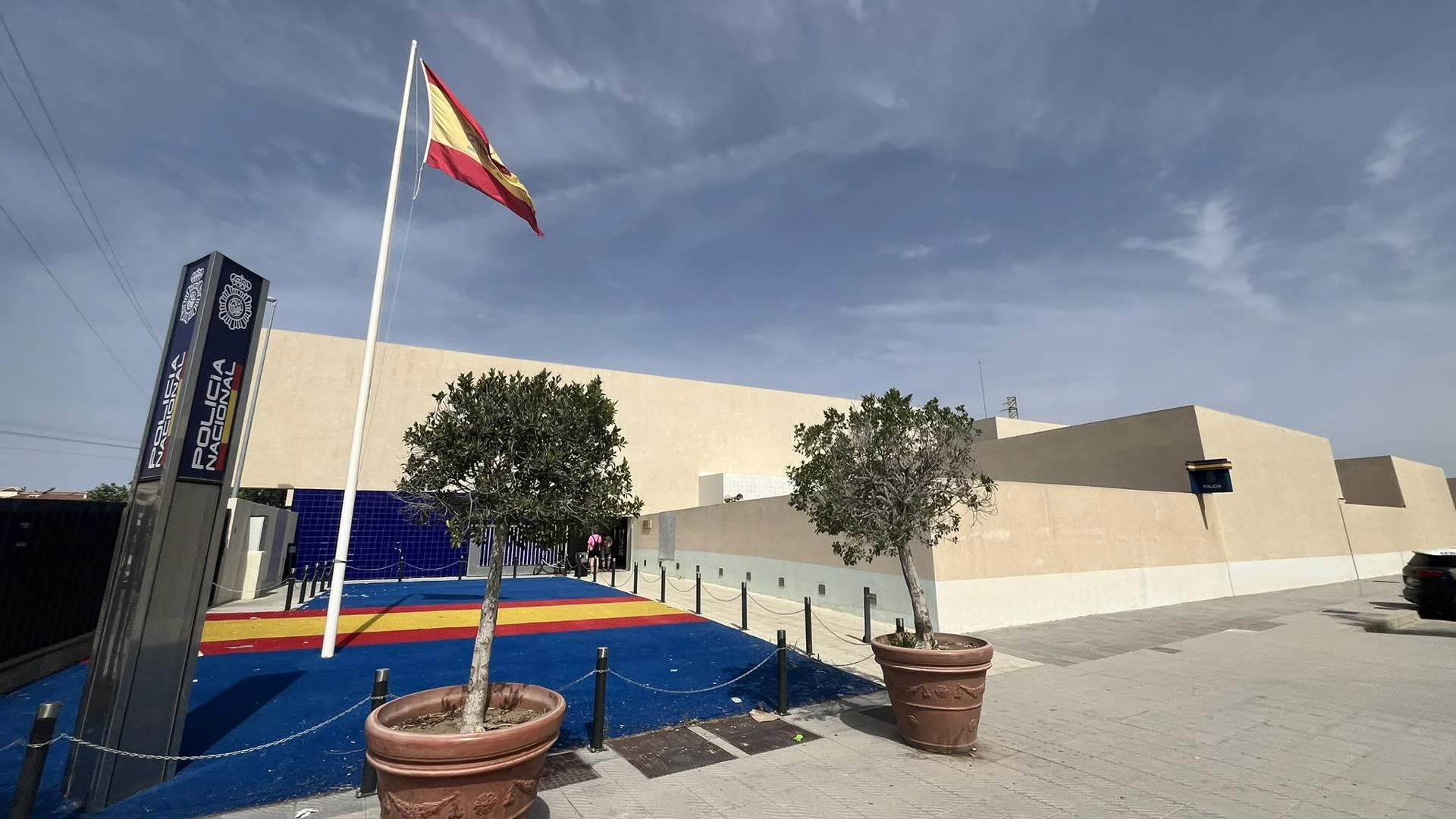 Dos detenidos por explotar laboralmente a inmigrantes en locales de comida rápida en Vélez-Málaga