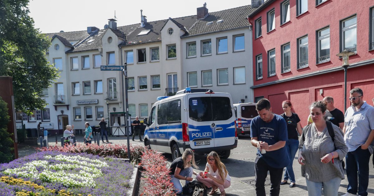 El presunto autor del ataque que dejó tres muertos en Alemania se entrega a la policía