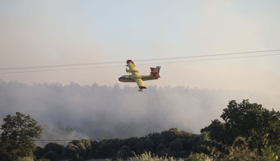 El incendio de Trabazos evoluciona favorablemente: perimetrado prácticamente el 70% del fuego