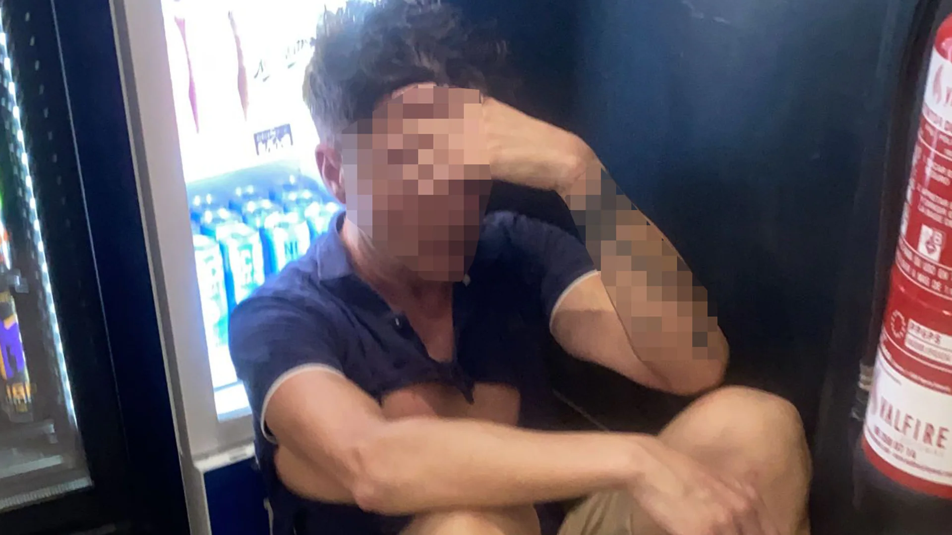 Un policía franco de servicio persigue y detiene a un hombre que agredió sexualmente a un menor en un gimnasio de Valencia