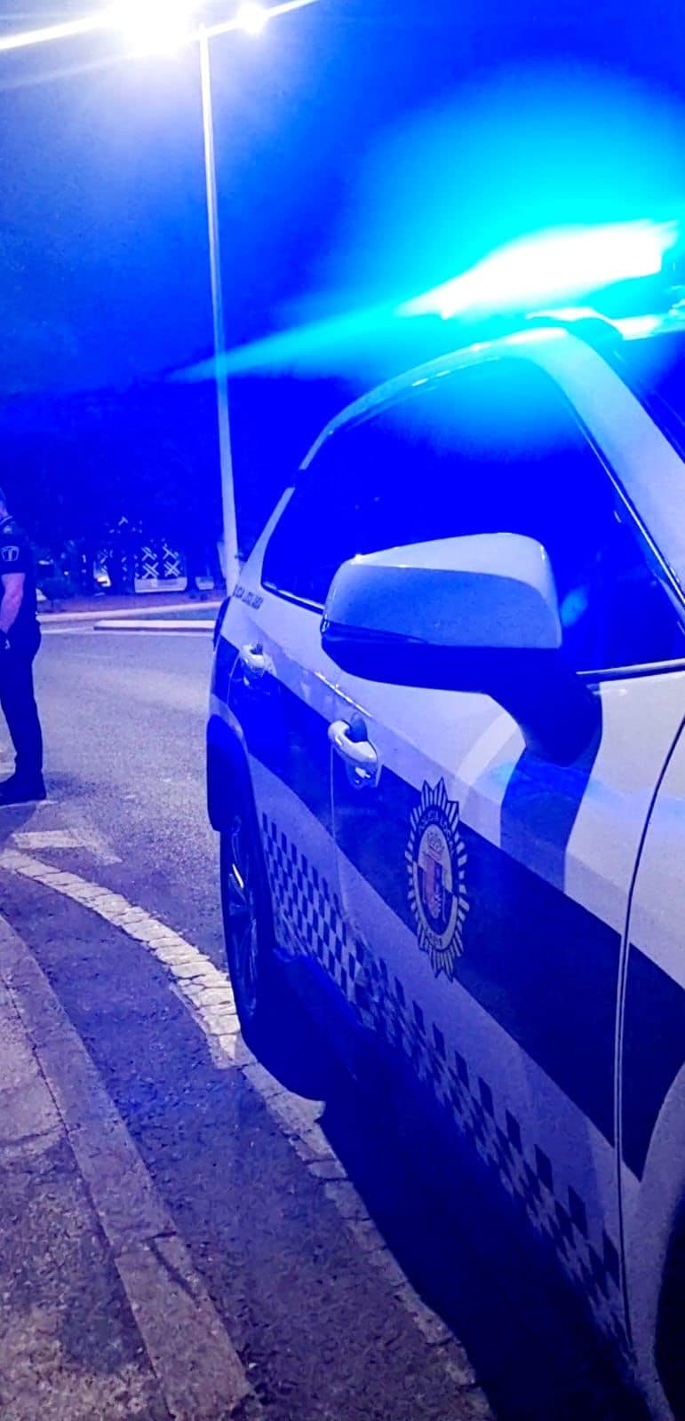 Un vecino intercepta a una joven cuando intentaba desvalijarle la casa en Xàbia