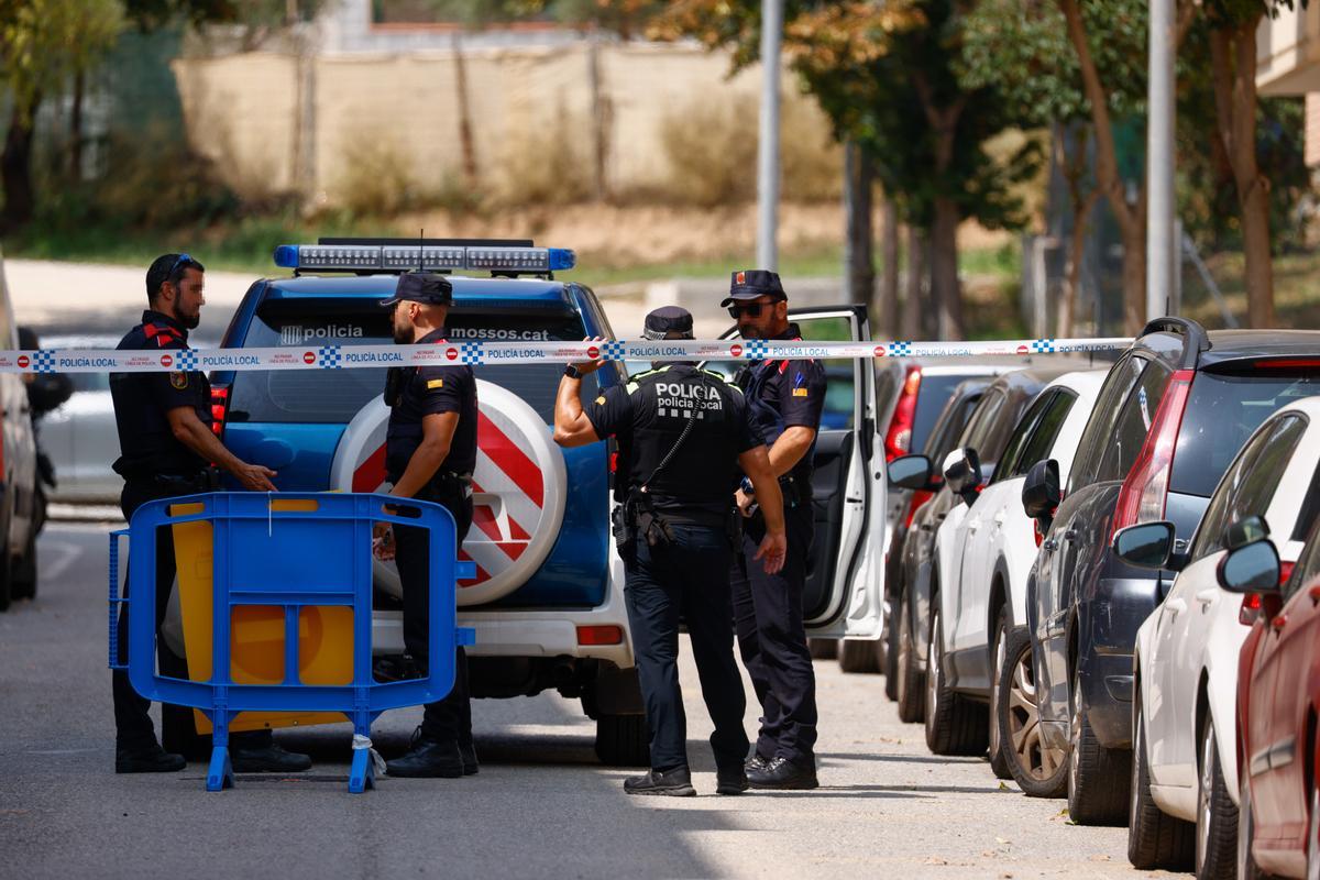 Posible doble asesinato machista en Barcelona: mata a tiros a su mujer y a su expareja y luego se suicida