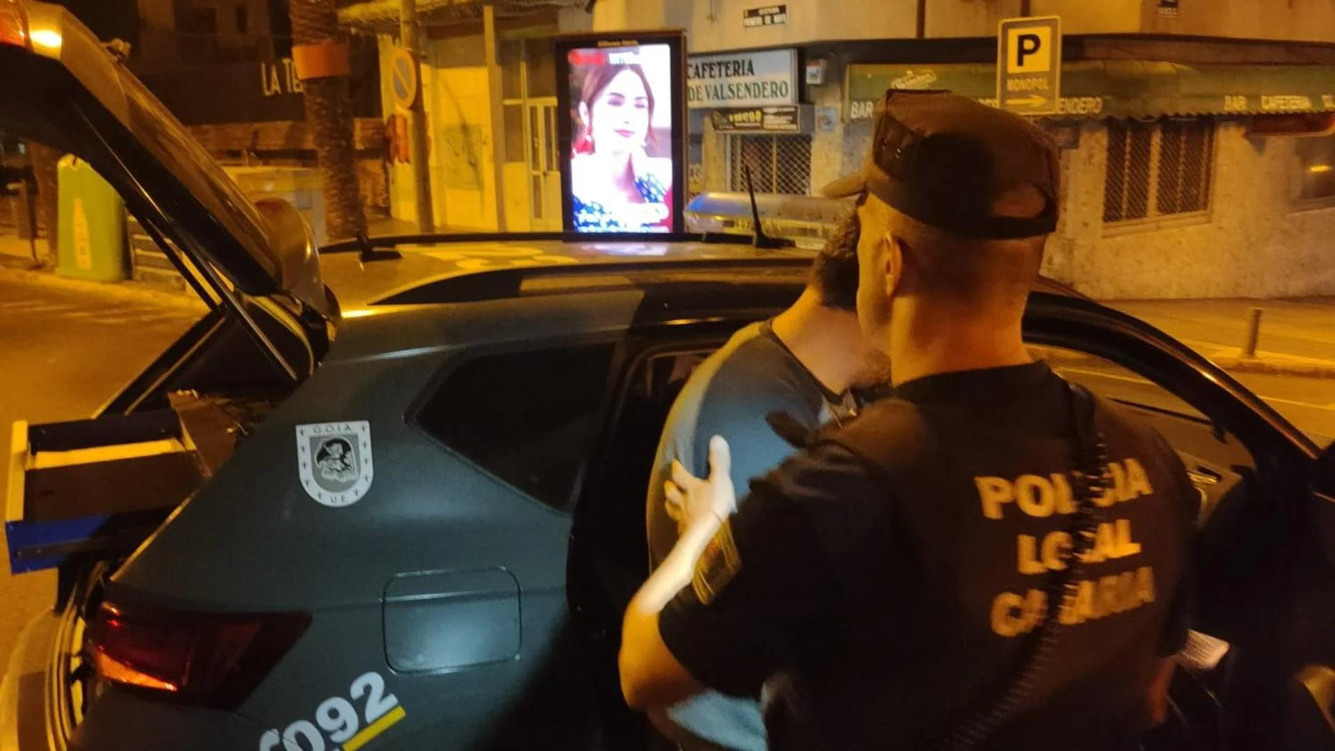 Conduce de forma anómala, le dan el alto y hallan 162 gramos de marihuana en su moto