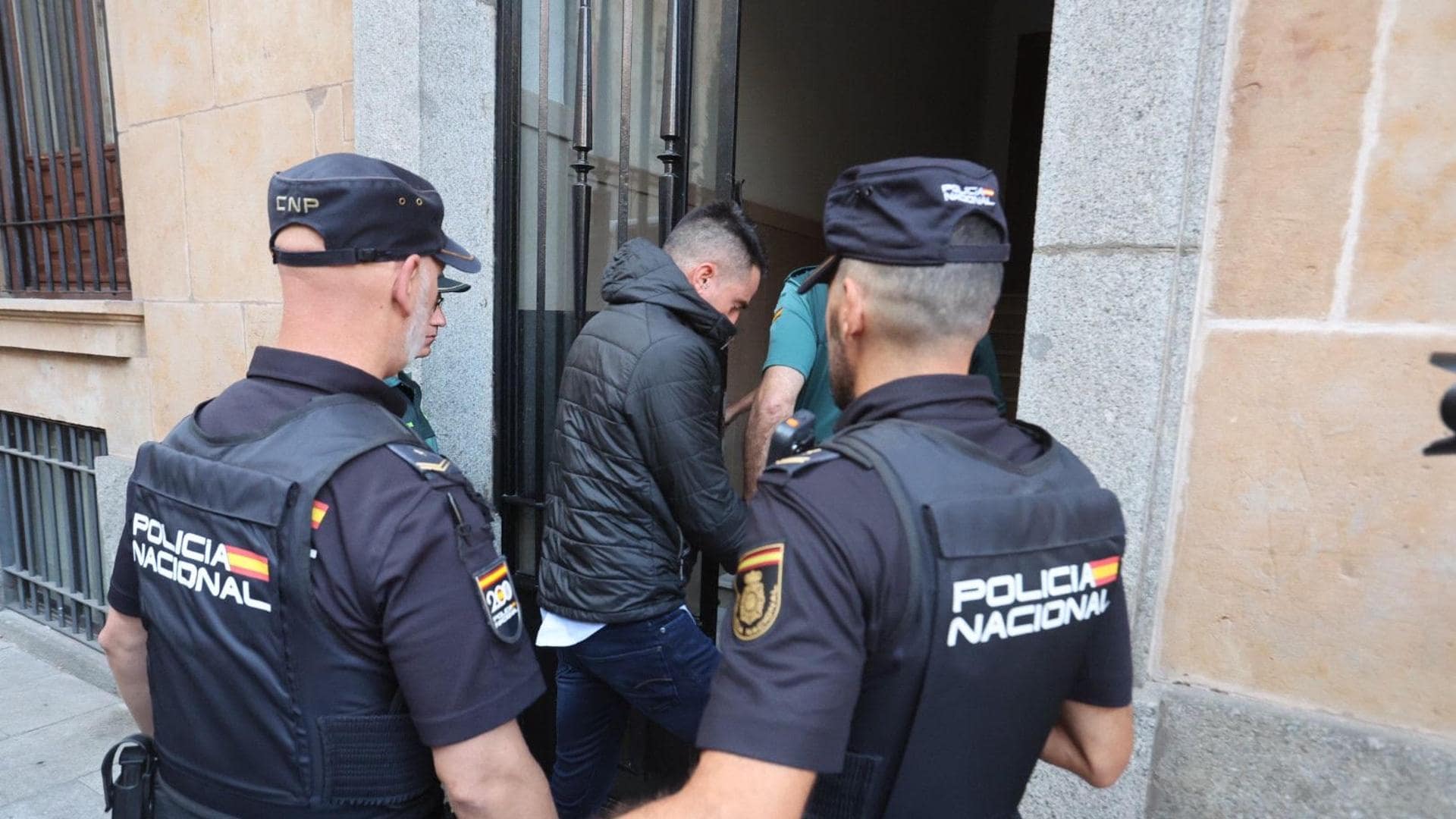 El acusado de matar a Yess María: «Recuperé la memoria al verla en el suelo ensangrentada»
