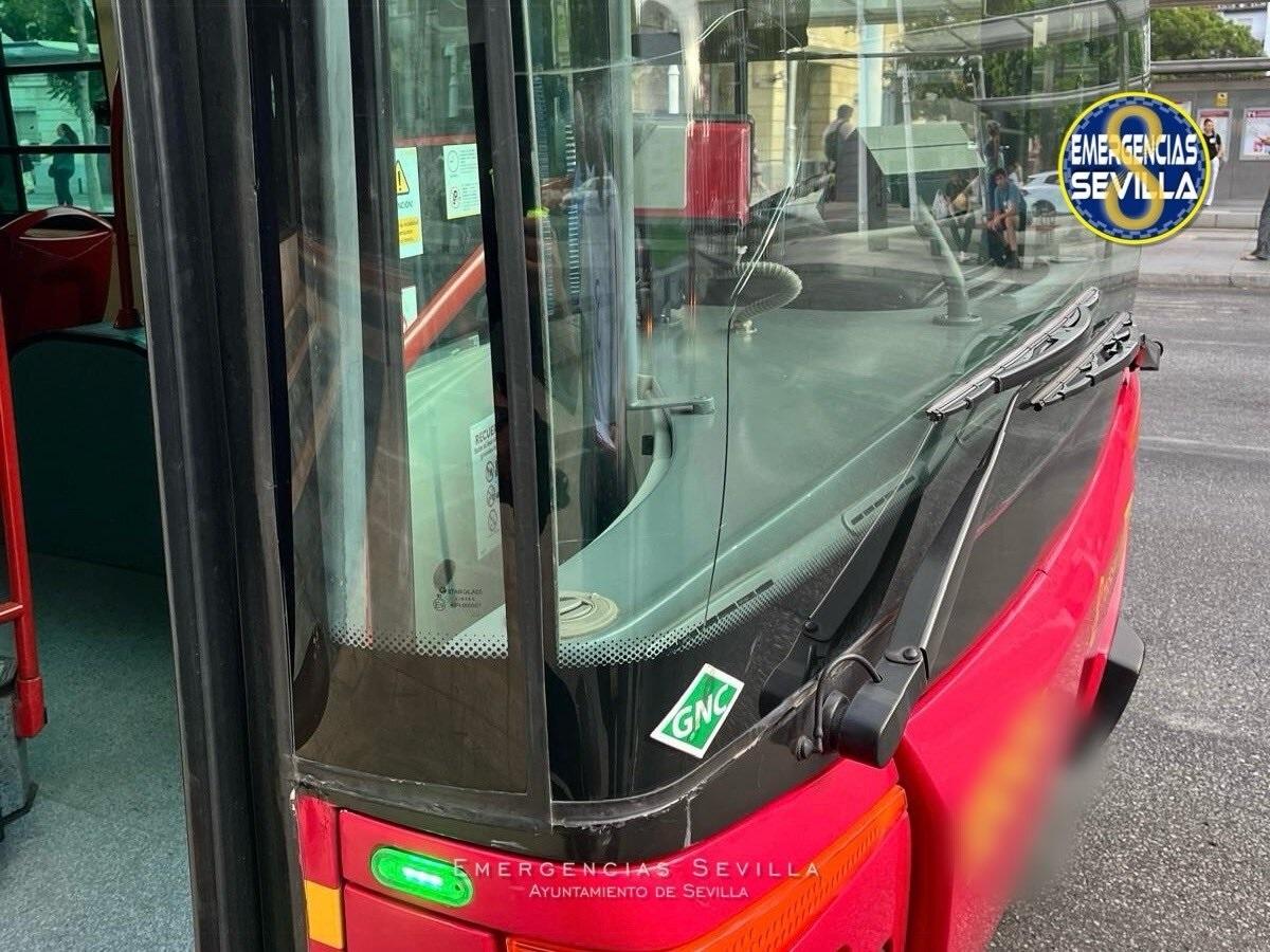 El autobús implicado. - @emergenciassev