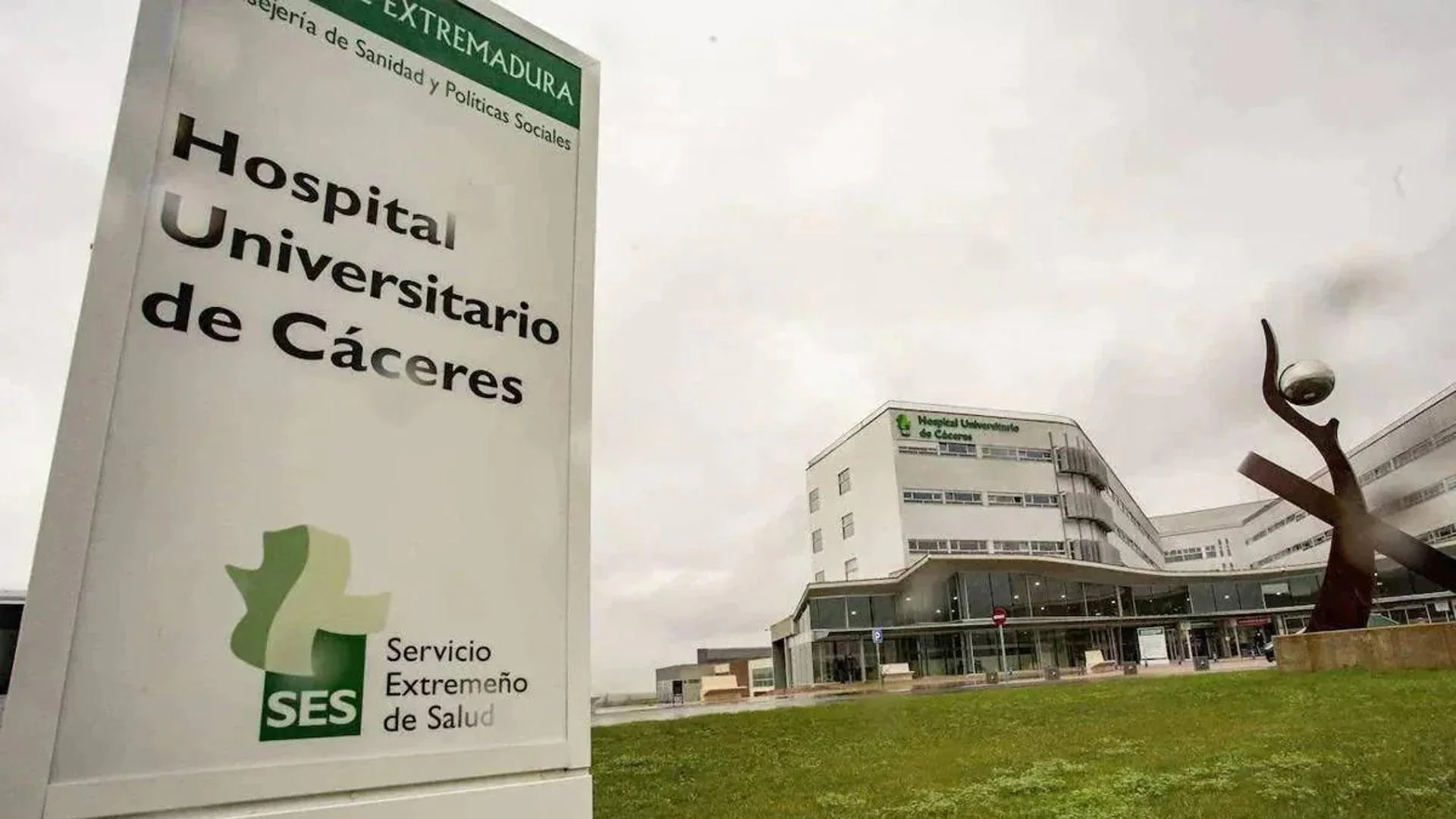 Herido un hombre de 63 años en una colisión entre un turismo y una bicicleta