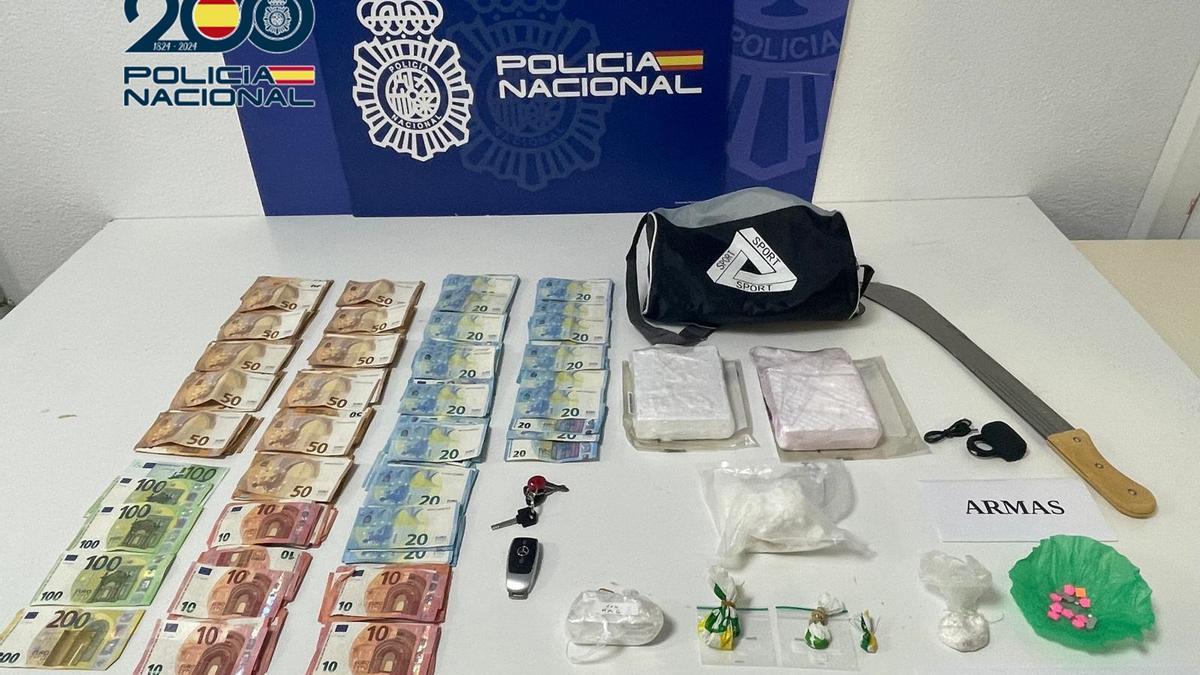 Desmantelan punto de venta de cocaína en Santa Cruz de Tenerife: incautados miles de euros y drogas