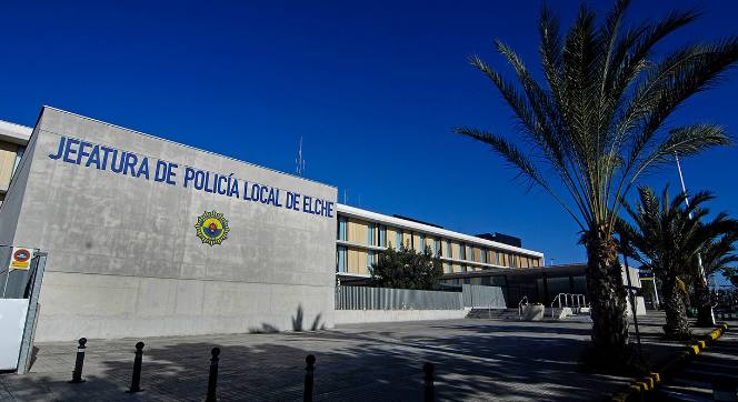 Detienen a tres personas por paliza y robo en una cafetería de Elche