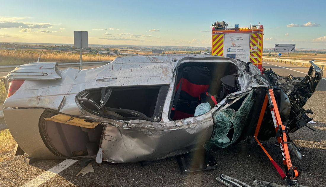 Dos jóvenes pierden la vida en trágico accidente en las carreteras de Zamora, otro vehículo se da a la fuga