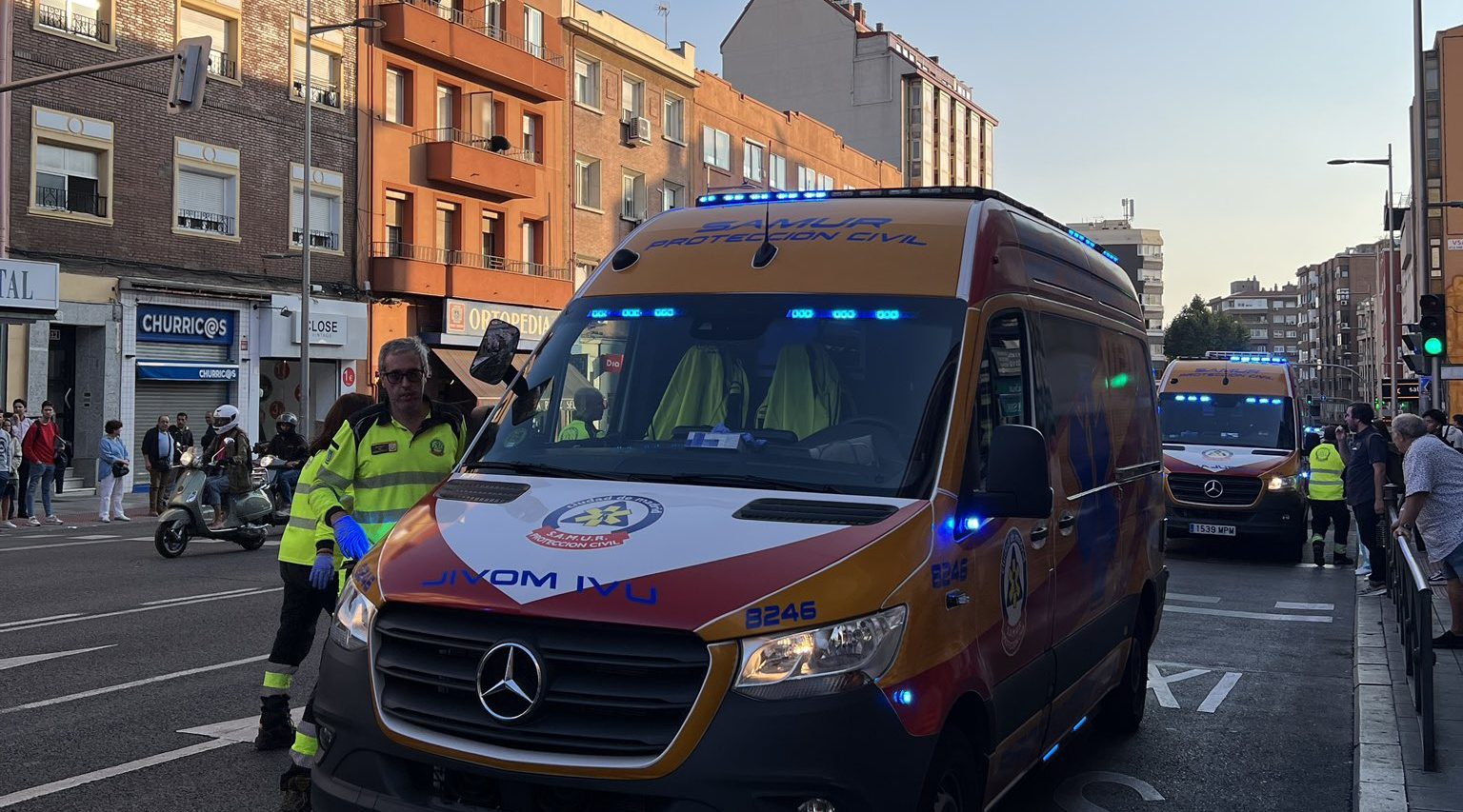 Dos mujeres resultan gravemente heridas en un doble atropello en la calle Bravo Murillo de Madrid