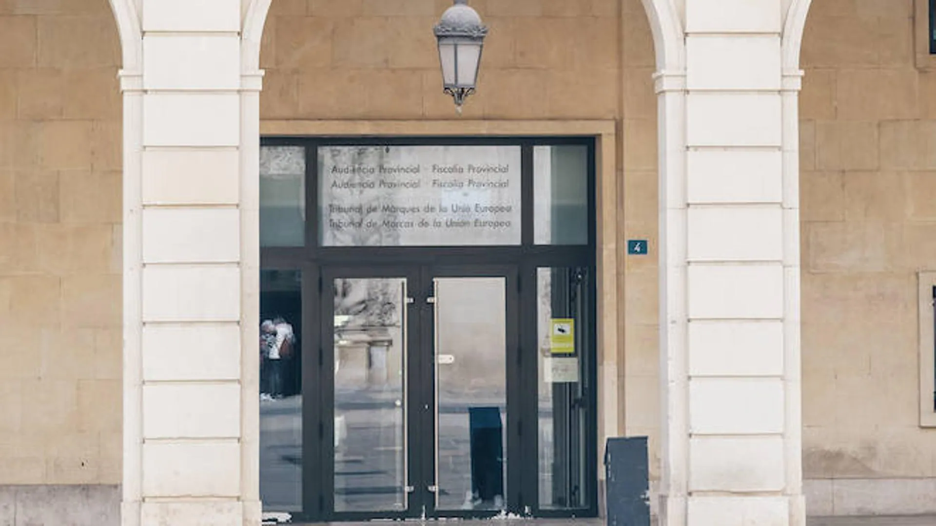 El infierno vivido por una mujer en Alicante durante más de una década: piden 15 años de cárcel para su expareja