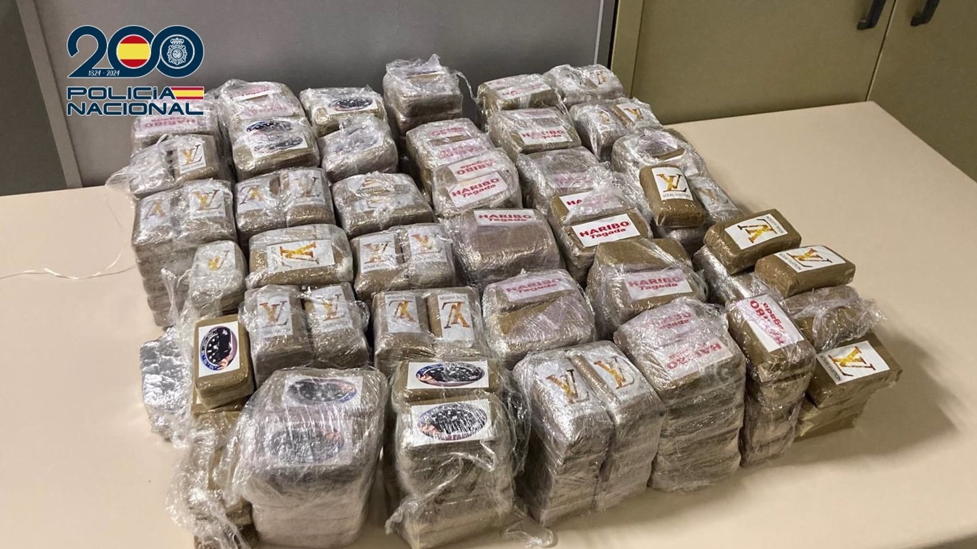 La Policía Nacional detiene a tres hombres que circulaban en un coche con más de 35 kilos de hachís en Murcia
