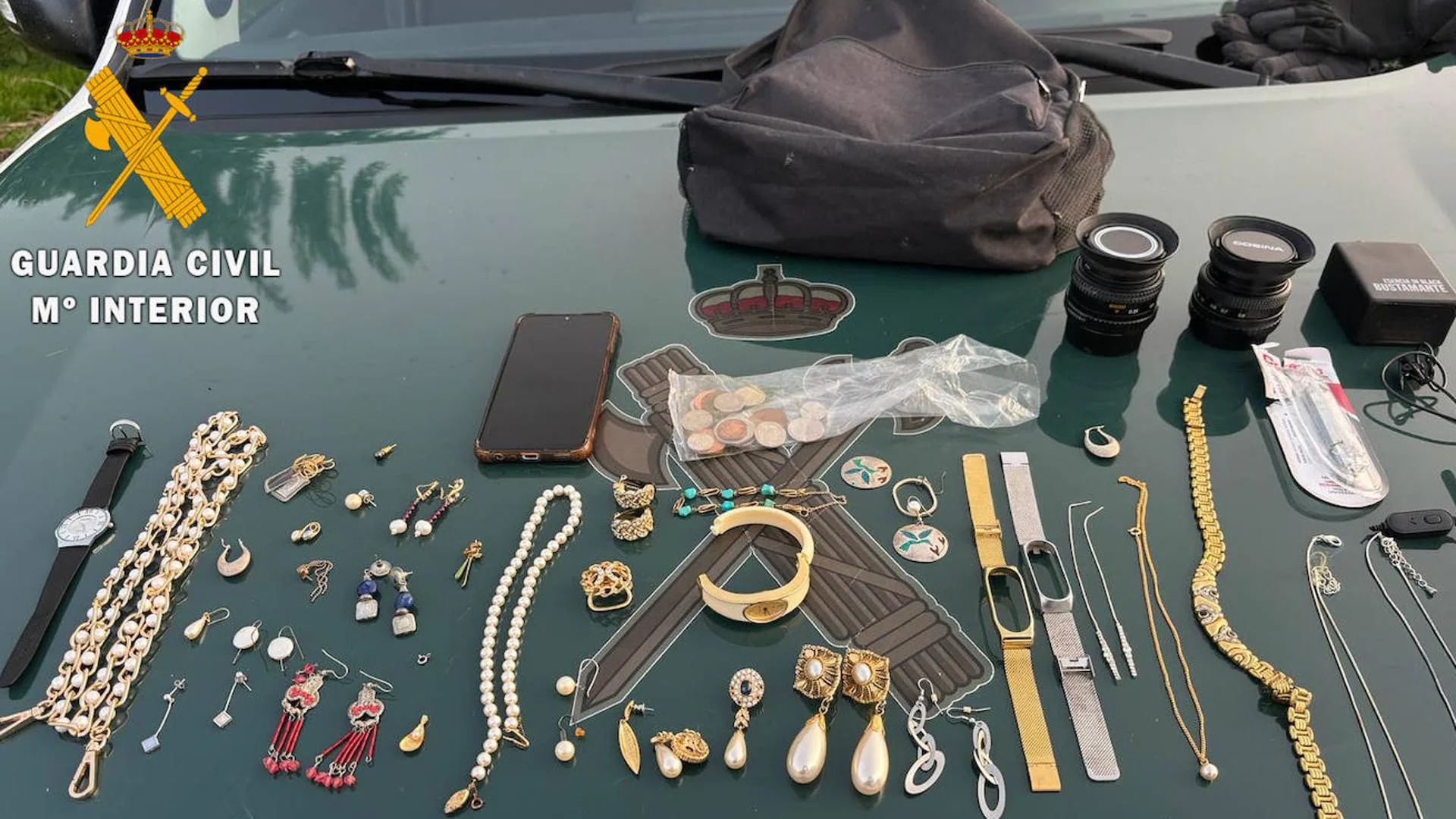 Tres jóvenes ladrones detenidos en Salamanca por desvalijar la vivienda de una mujer conocida