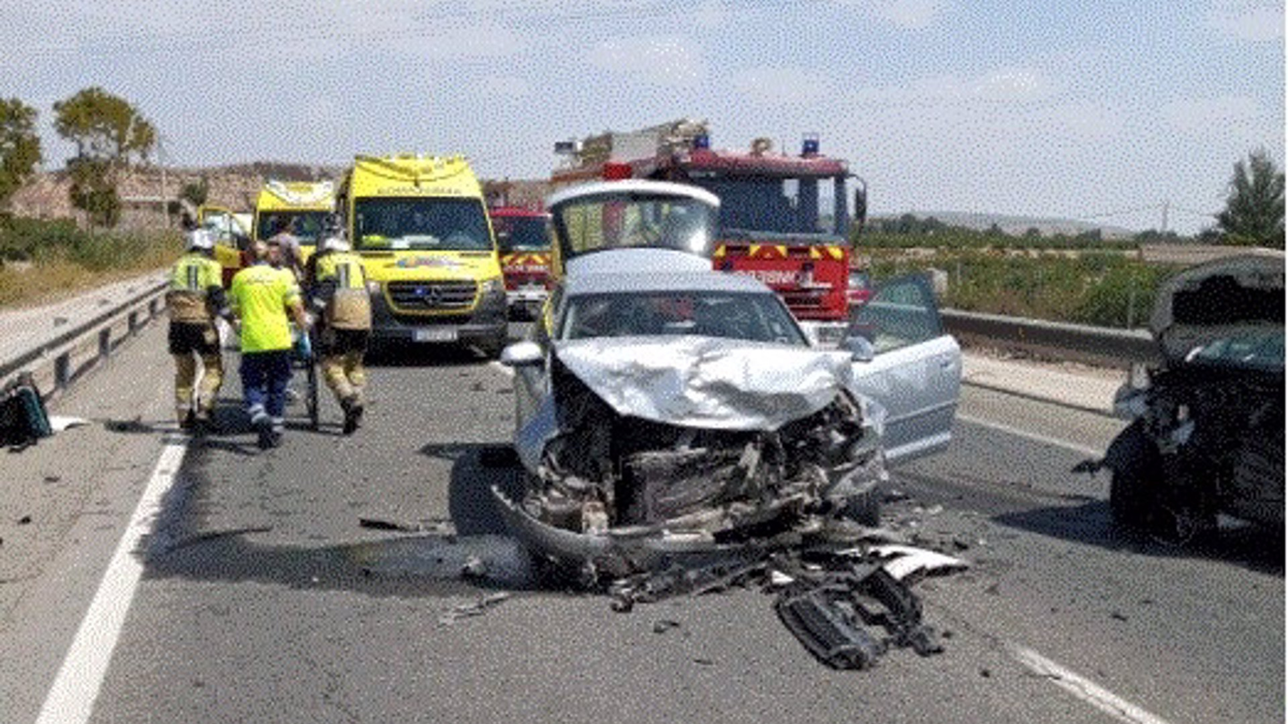 Muere una mujer de 89 años en un choque frontal entre dos coches en Mula
