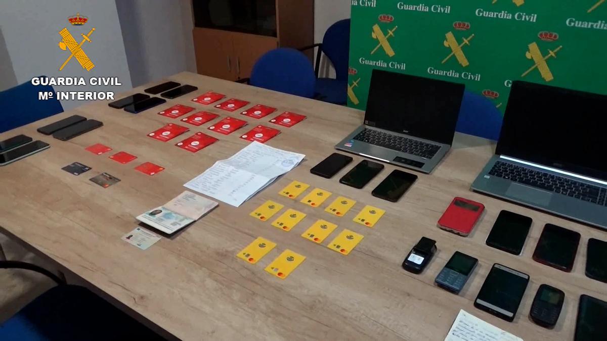 Cae una red que estafó 325 mil euros a dos mujeres de Granada y Vizcaya por el falso Brad Pitt