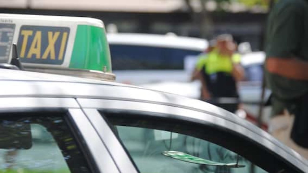 Apuñalado un taxista por un cliente con el que discutió en Alcalá de Henares