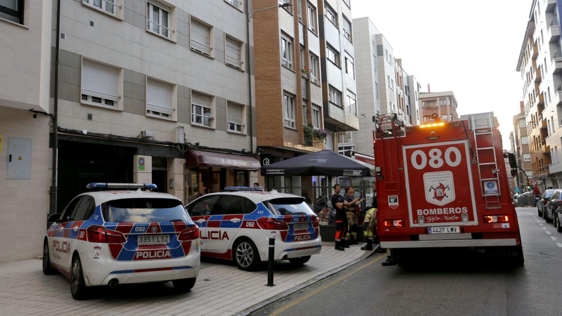 Alarma en Gijón: Despliegue policial y de bomberos tras llamado de auxilio de una mujer en estado psiquiátrico