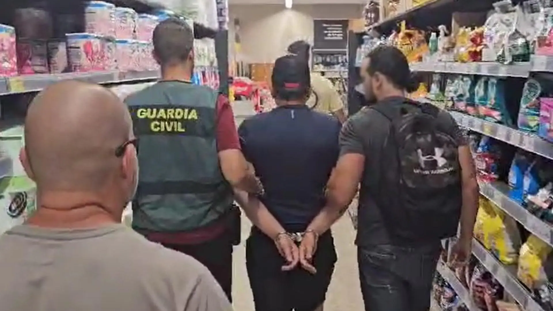 'Operación Observador 24': la caza de un fugitivo serbio en Torrevieja que llevaba más de cinco años huido de la Justicia | Detenciones de fugitivos | Fugitivos España