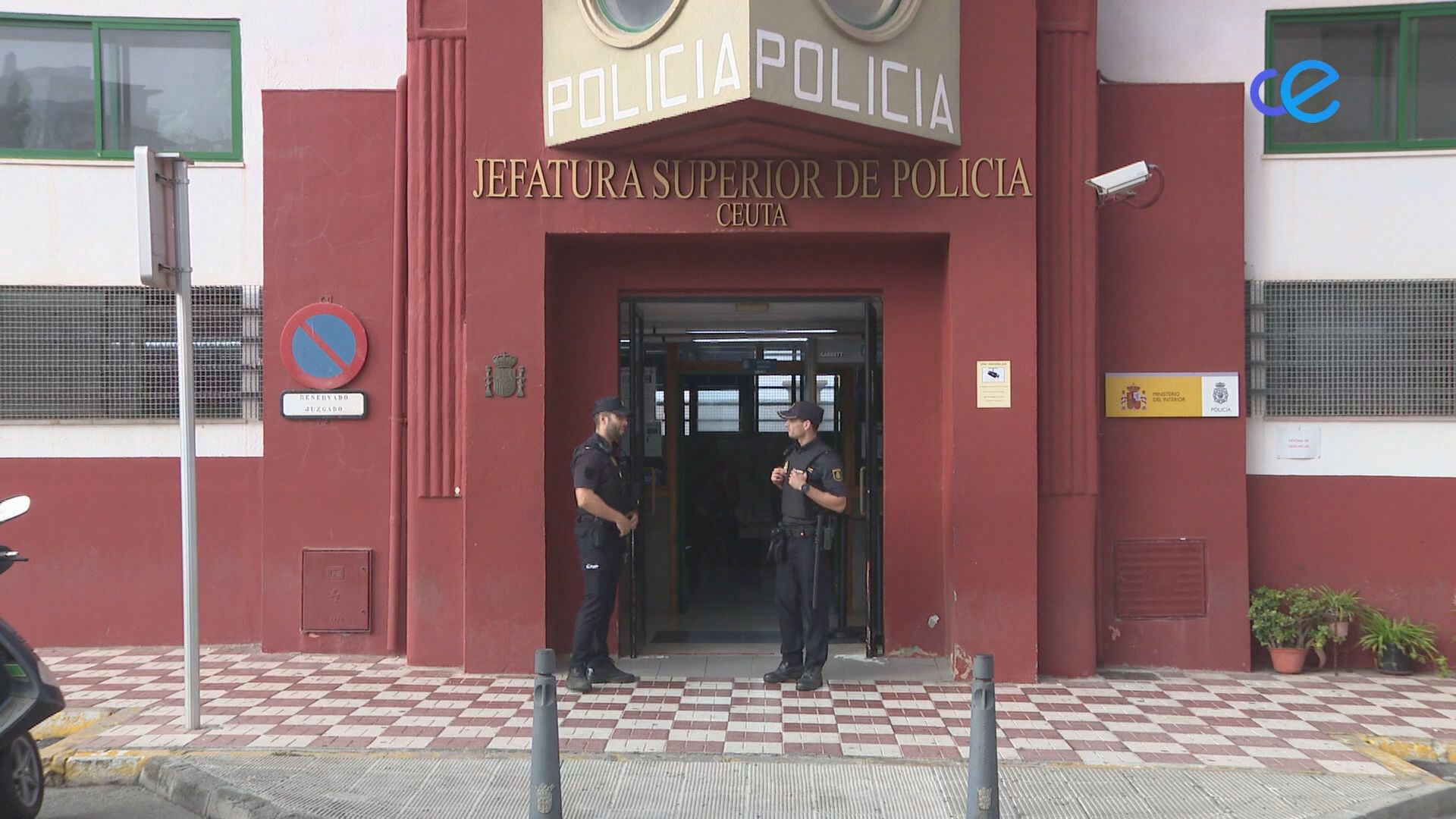 La Policía Nacional detiene a 5 personas con reclamaciones judiciales y policiales en la frontera
