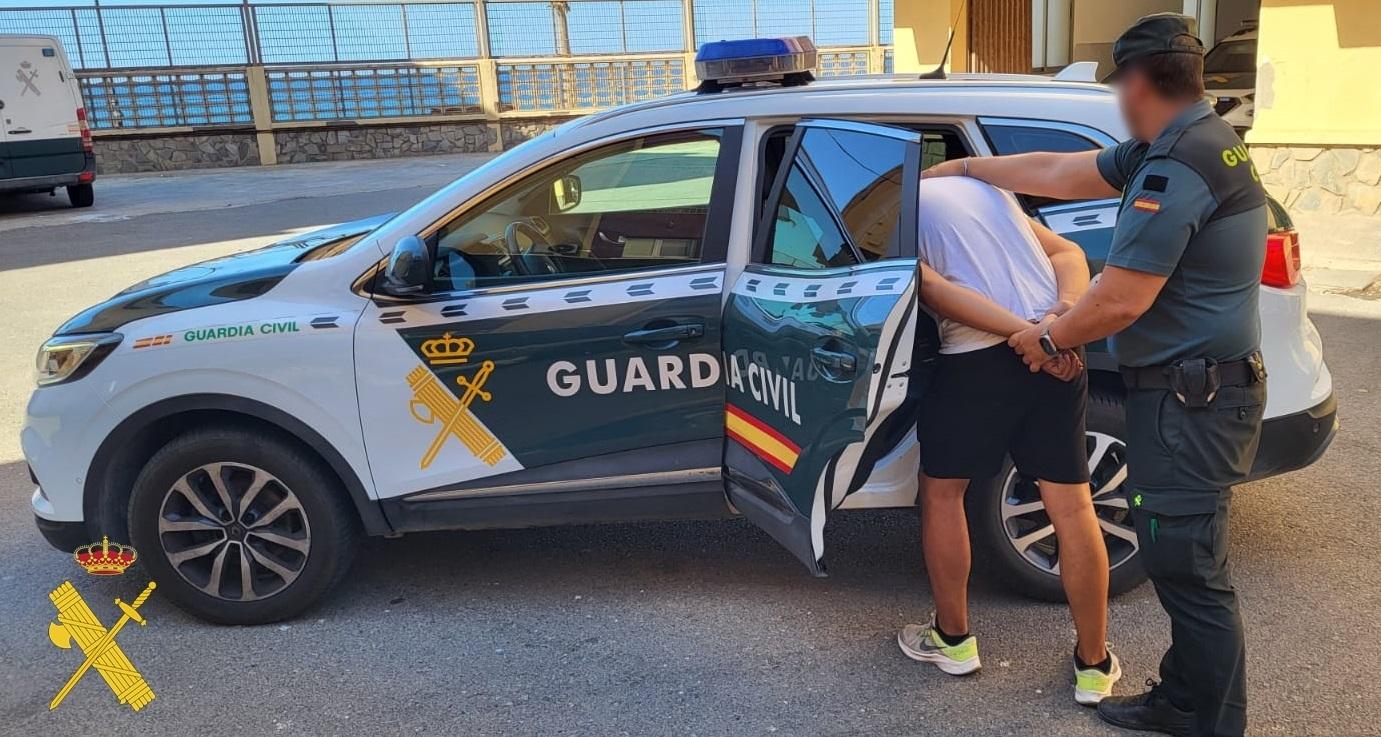 Uno de los detenidos acusados de intentar robar. - EUropa Press