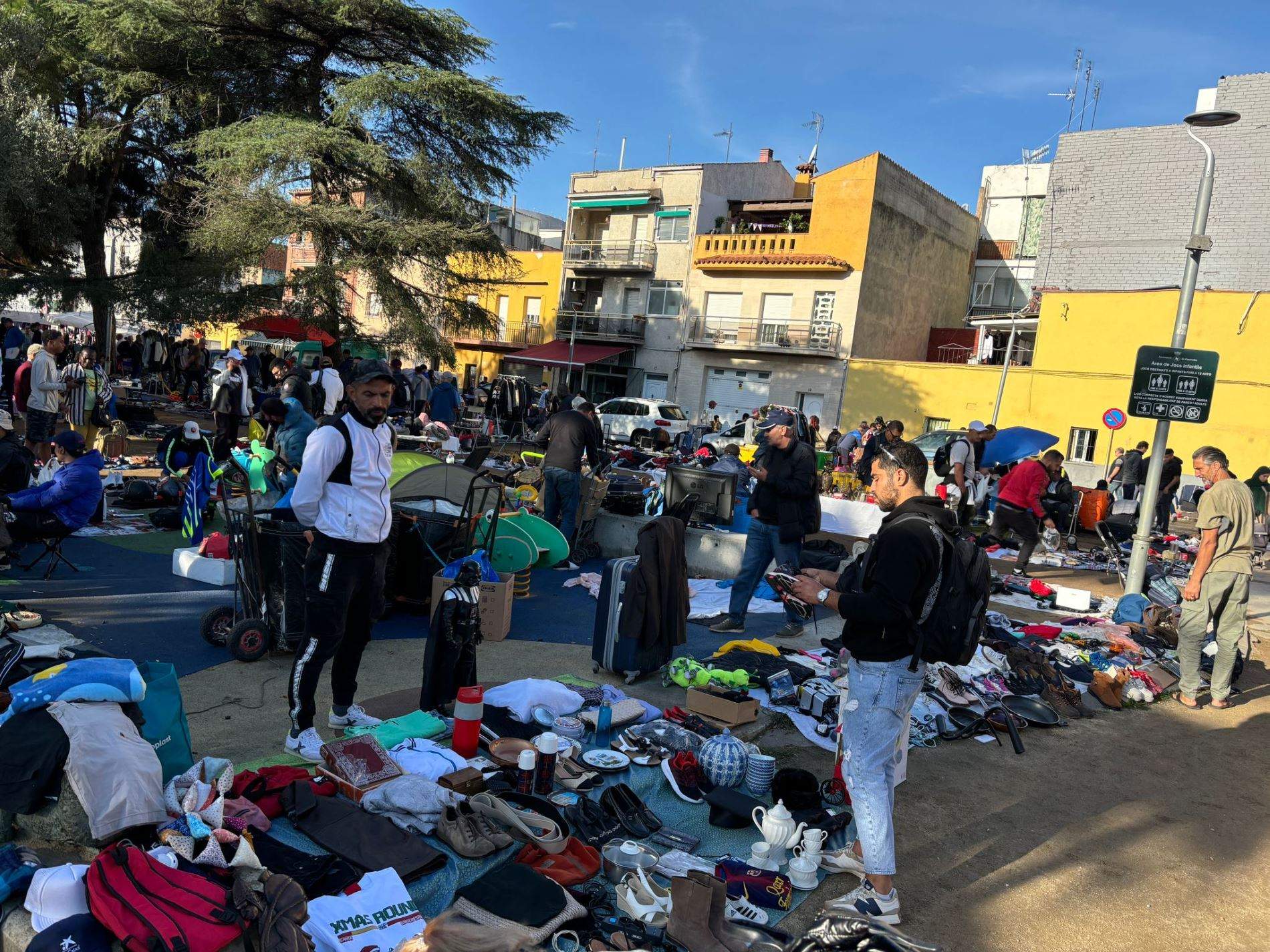 El Ayuntamiento de Canovelles suspende de forma indefinida el mercado ambulante por problemas de seguridad