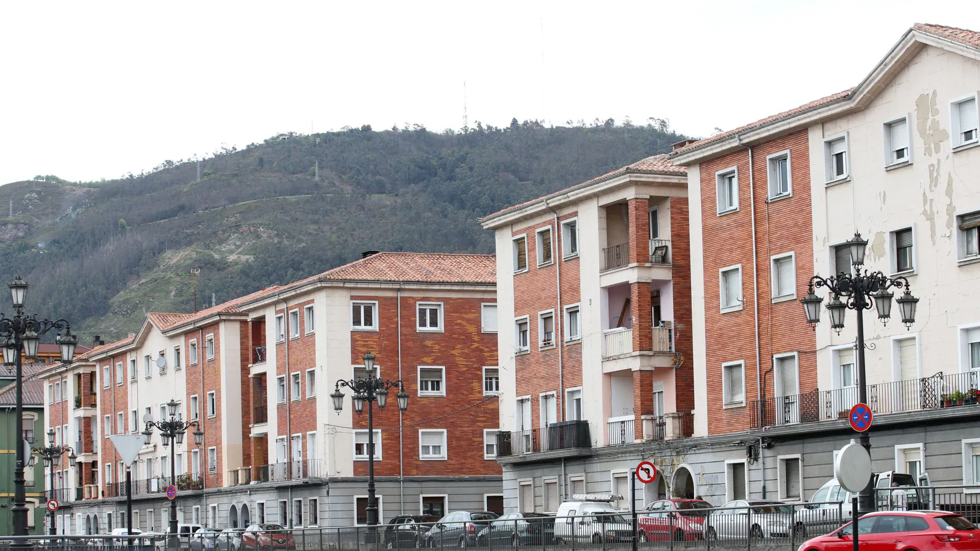 Herido de suma gravedad tras sufrir un atropello en Oviedo