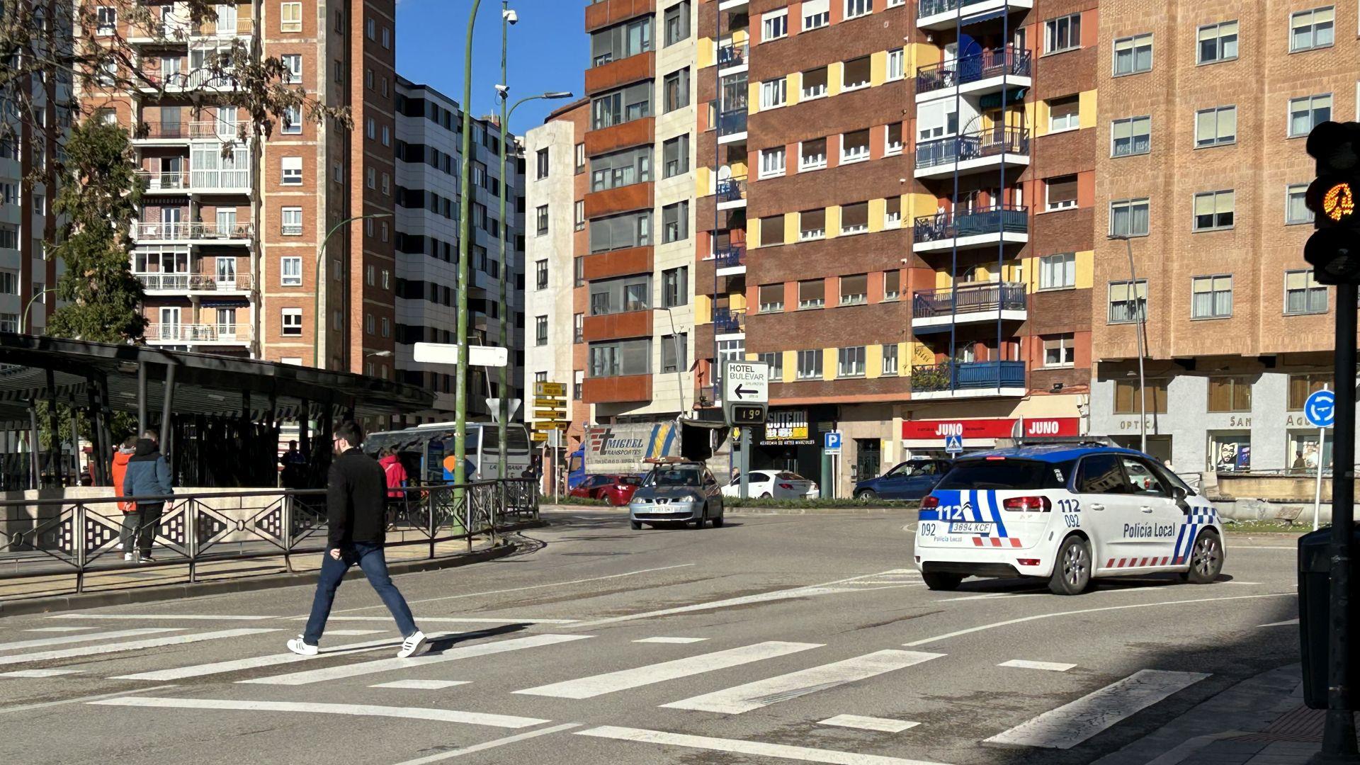 Herido un niño de 8 años al empotrarse una furgoneta contra una marquesina en Burgos