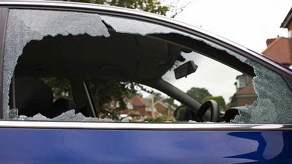 Preocupación en Pamplona por el incremento de robos con fuerza en coches y trasteros