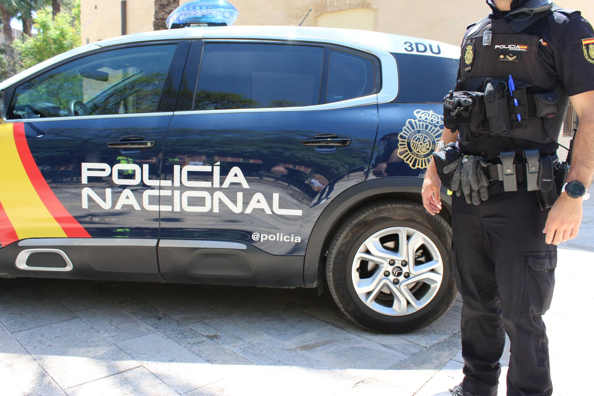 Rescatan a una mujer encerrada por su expareja y agredida sexualmente en Valencia