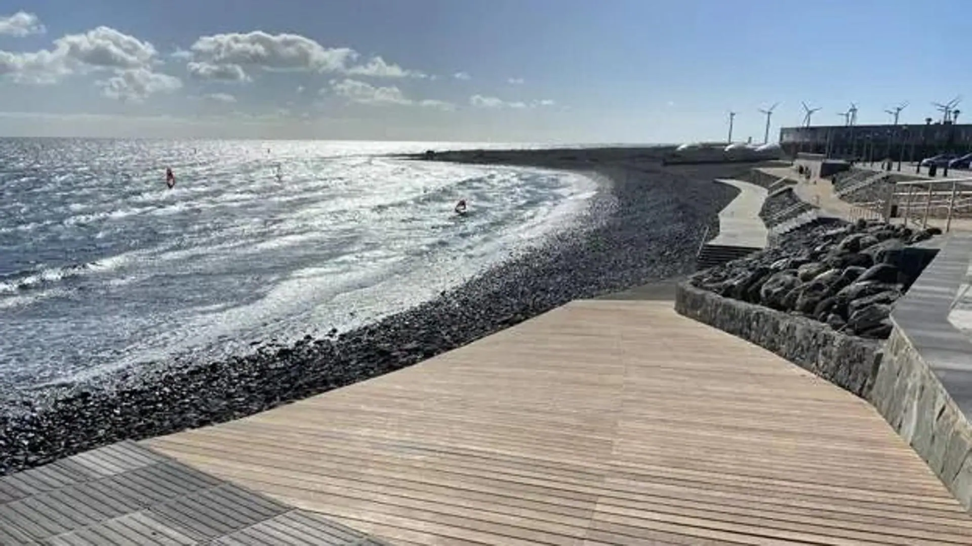 Una anciana fallece tras ser localizada flotando en el mar en Pozo Izquierdo