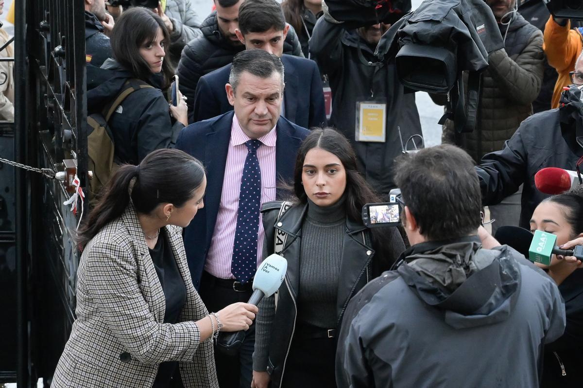 Vídeo: Catherine S.B. implica a su exnovio y a otro acusado en el crimen de Samuel Luiz