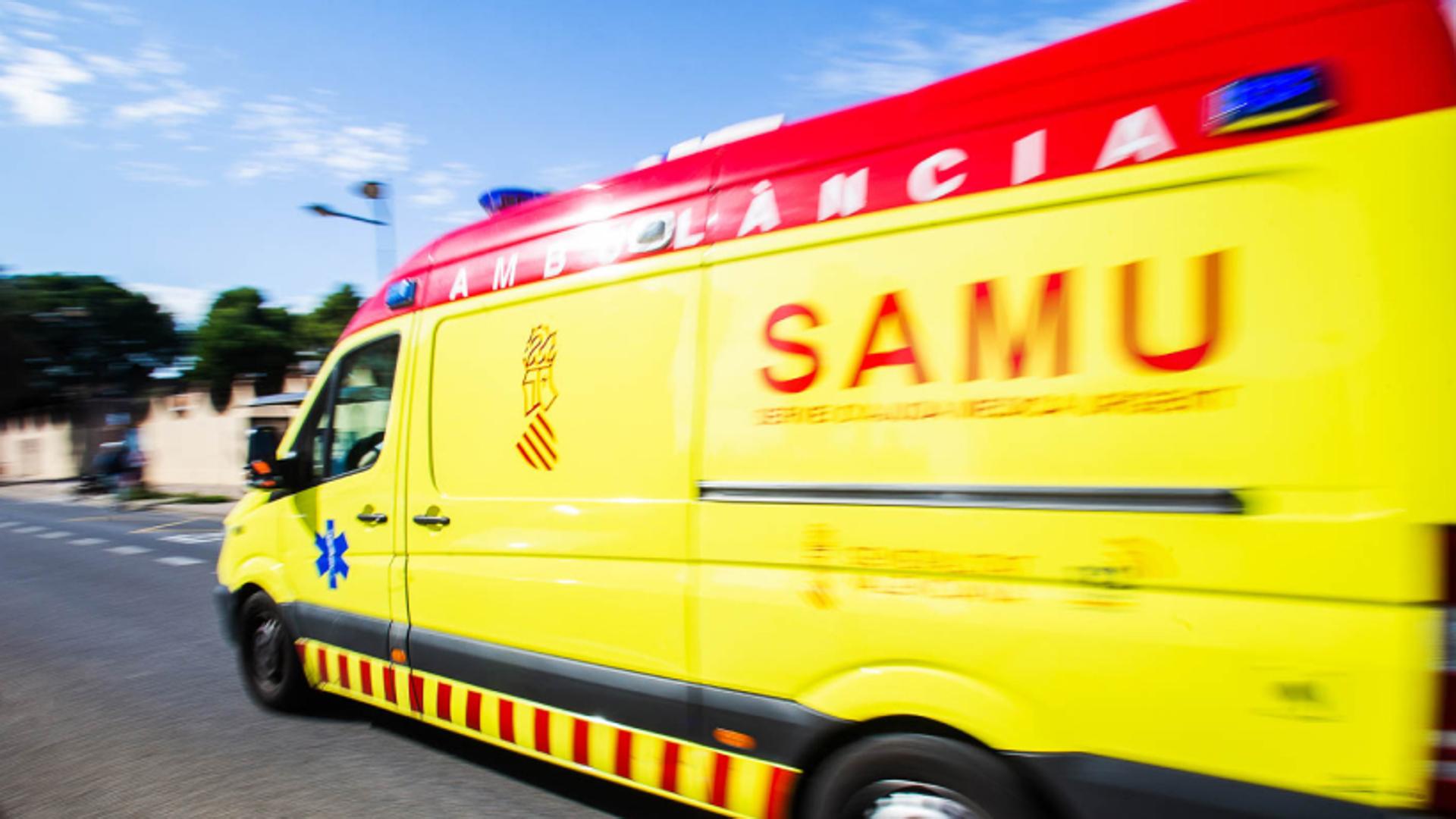 Accidente de tráfico en Elda deja cinco heridos con contusiones