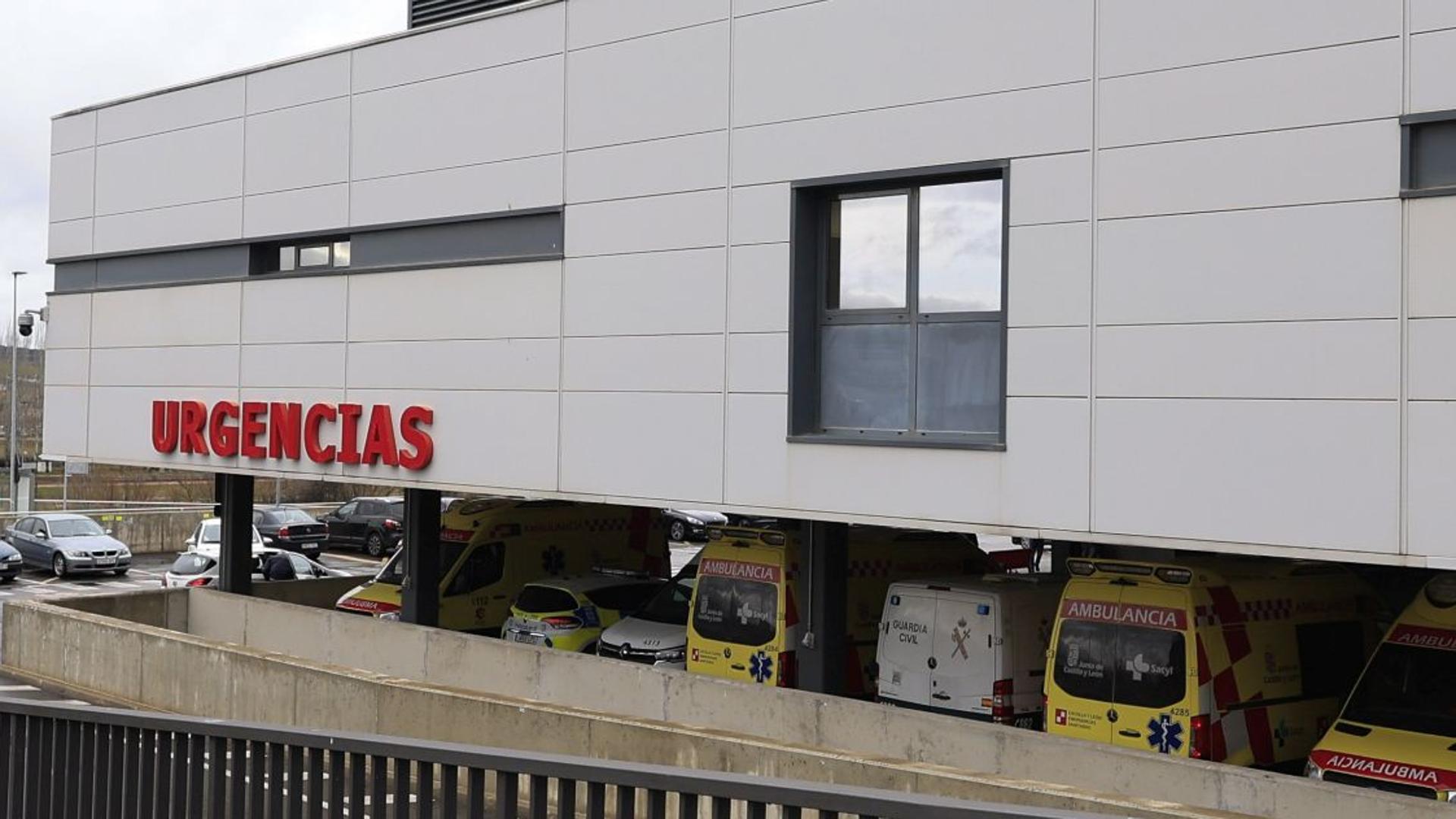 Herido tras chocar y volcar su coche en La Fontana