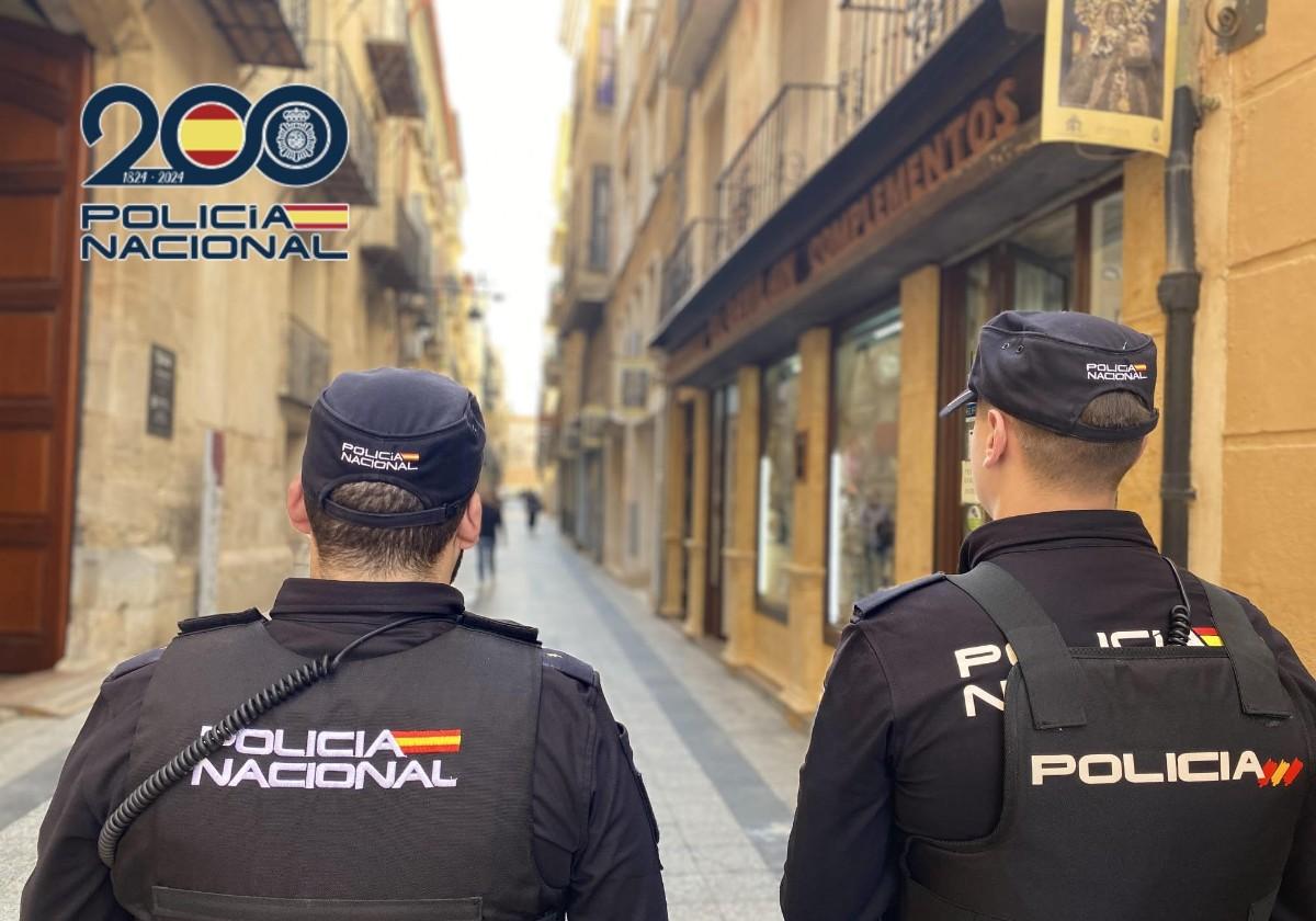 Un bar castigado por dos ladrones y móviles a 20 euros en Orihuela