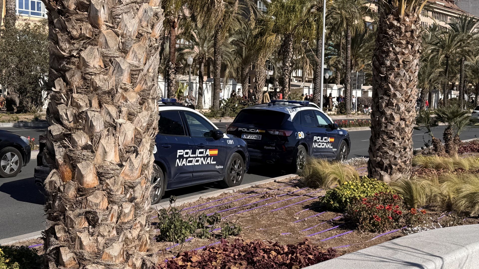 El binomio vecinos-Policía, clave para evitar dos robos y detener a cuatro ladrones en Alicante