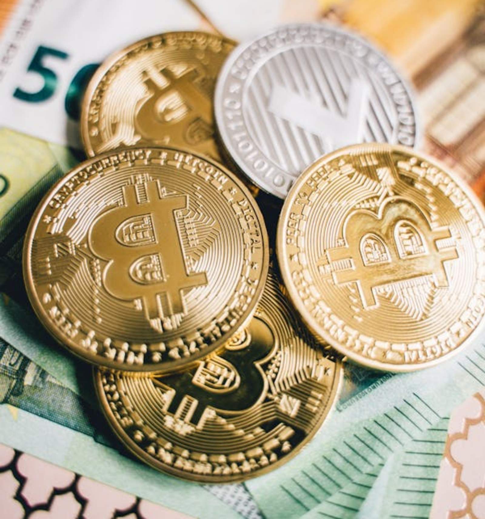 Detienen en Barcelona a una estafadora de criptomonedas tras intentar defraudar 600.000 euros a una pareja extranjera