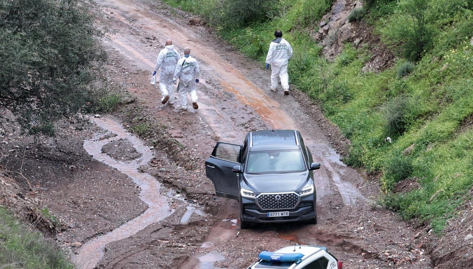 Uno de los detenidos declara que transportaron el cadáver de Paco en una carretilla