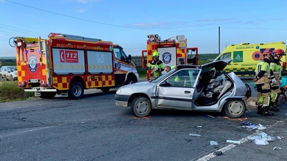 Grave accidente entre Cartaya y Aljaraque: Cinco personas heridas son evacuadas al hospital