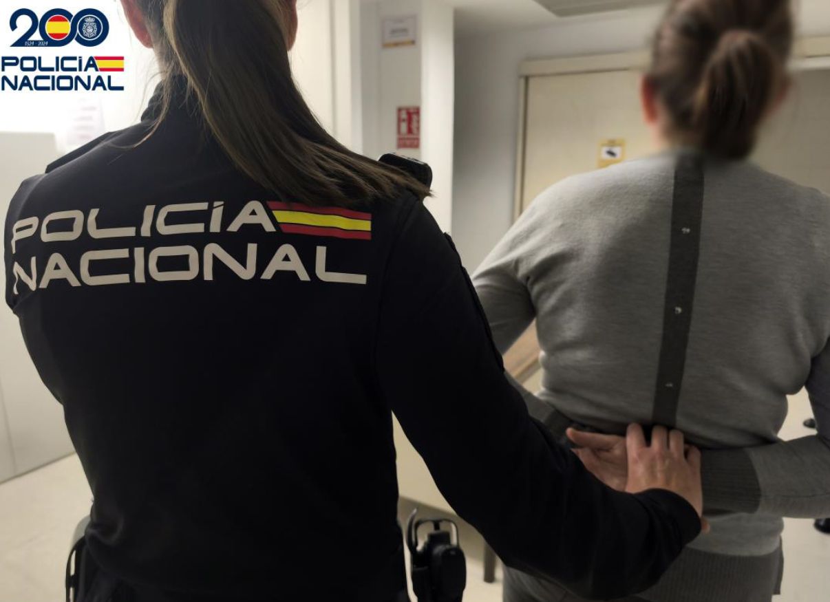 La Policía Nacional detiene a dos personas en Zamora por órdenes judiciales de autoridades nacionales