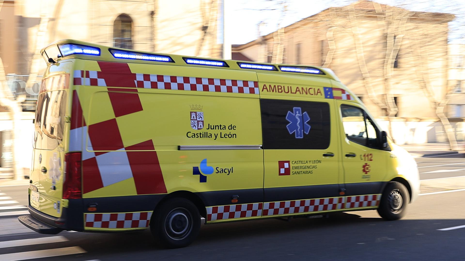 Mujer de 54 años resulta herida tras ser atropellada en la carretera CL-517 cerca de Doñinos